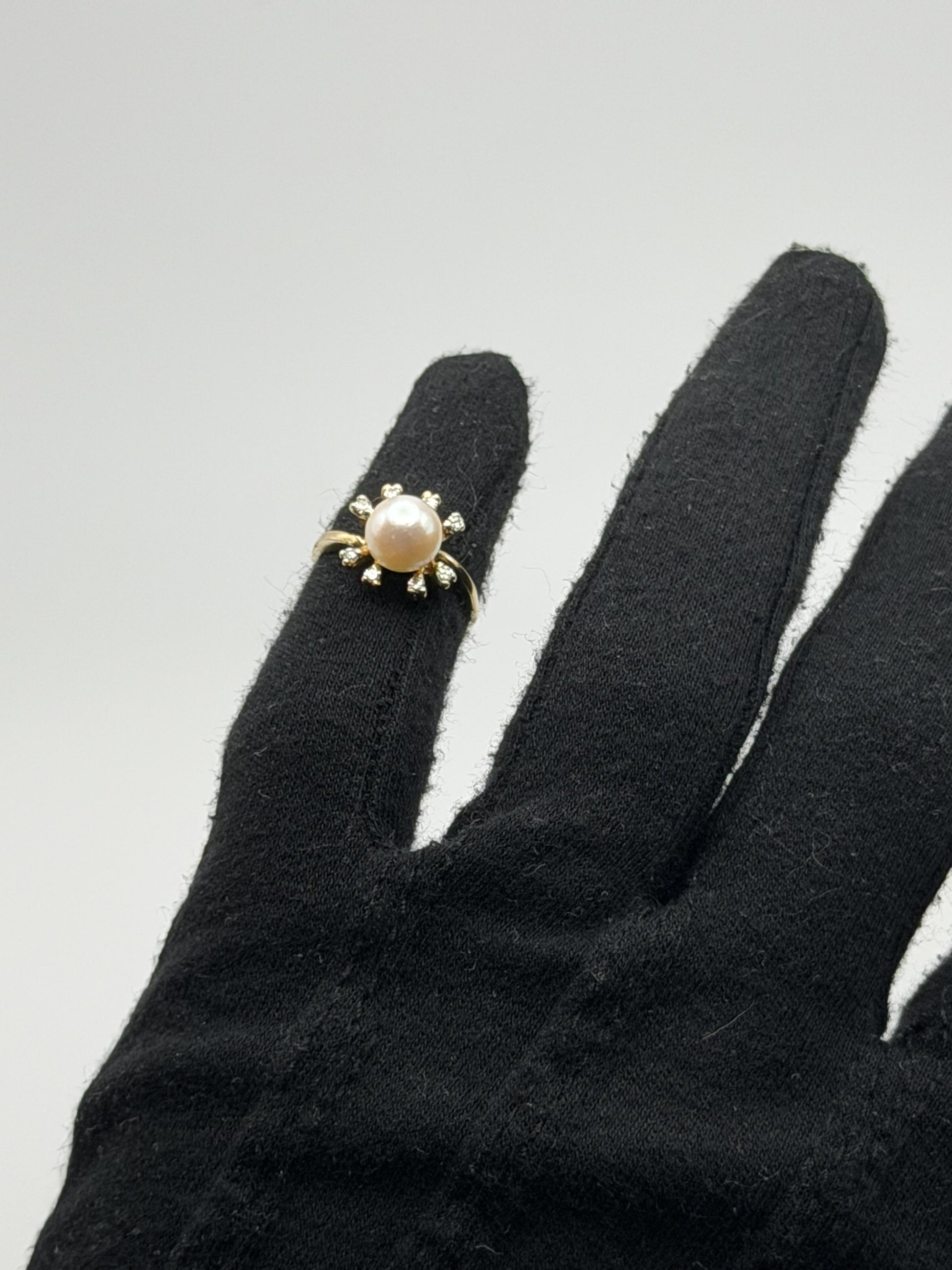 14k Pearl and Diamond Yellow Gold Cluster Ring. Flower Cocktail Ring. Statement