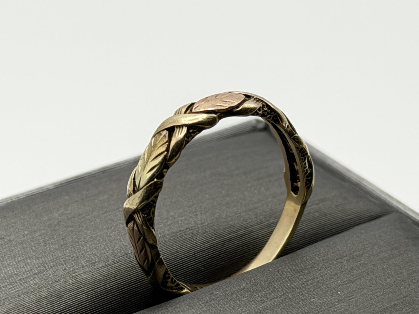 10k Black Hills Gold Vine Leaf Love Ring Wedding Band Anniversary Rose Gold