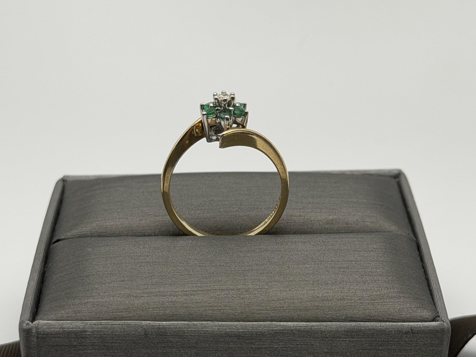 14k Yellow Gold Diamond and Green Emerald Flower Ring Dainty Flower Band