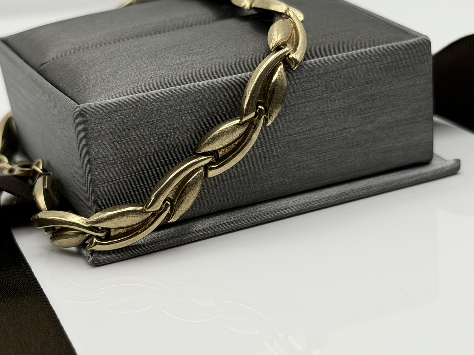 Unique 10k Yellow Gold Wheat Link Bracelet 5.5 gr Chain
