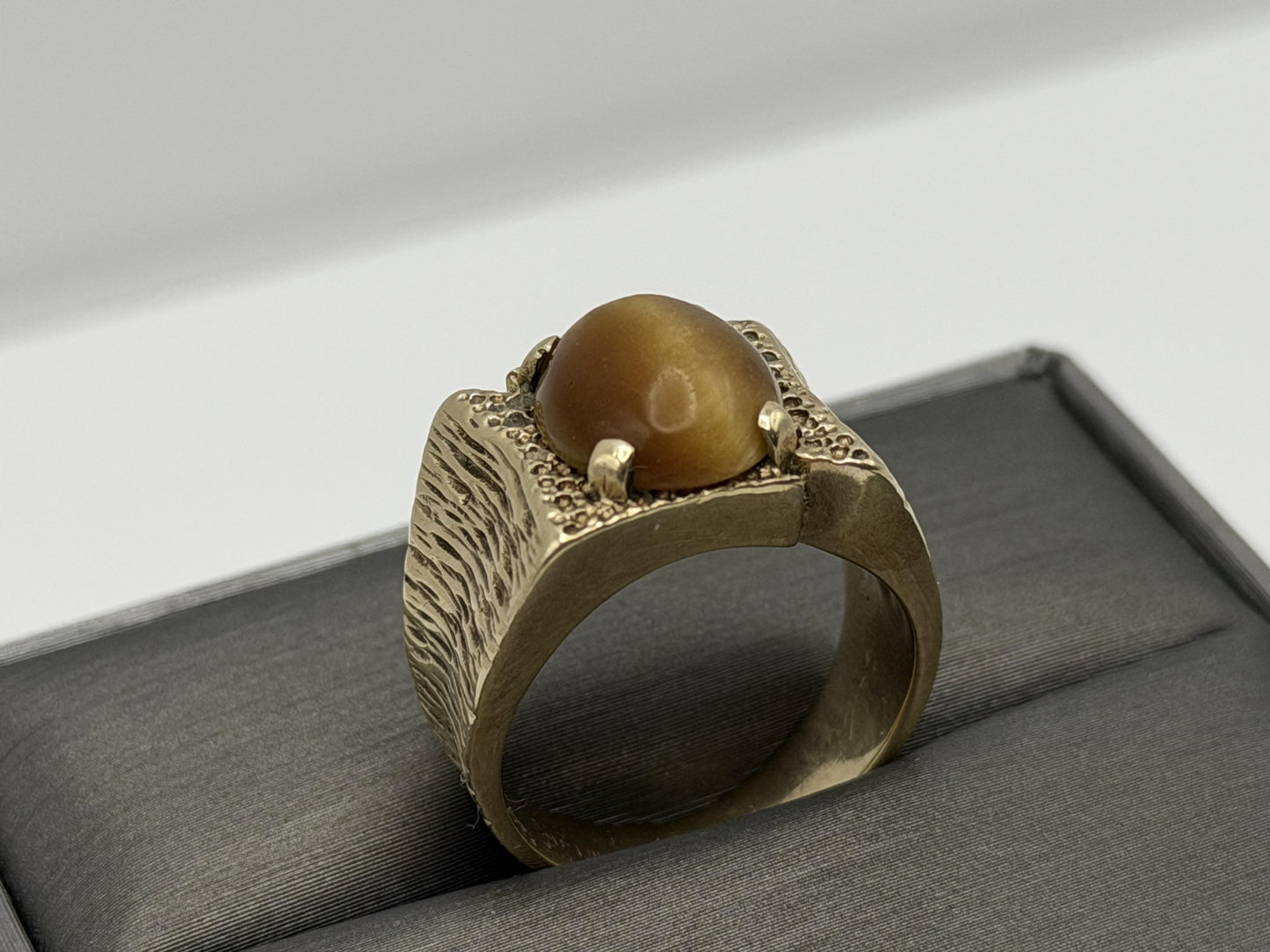 Heavy 14k Solid Gold Tiger Eye Cabochon Statement Ring 10.2gr Mens Wedding
