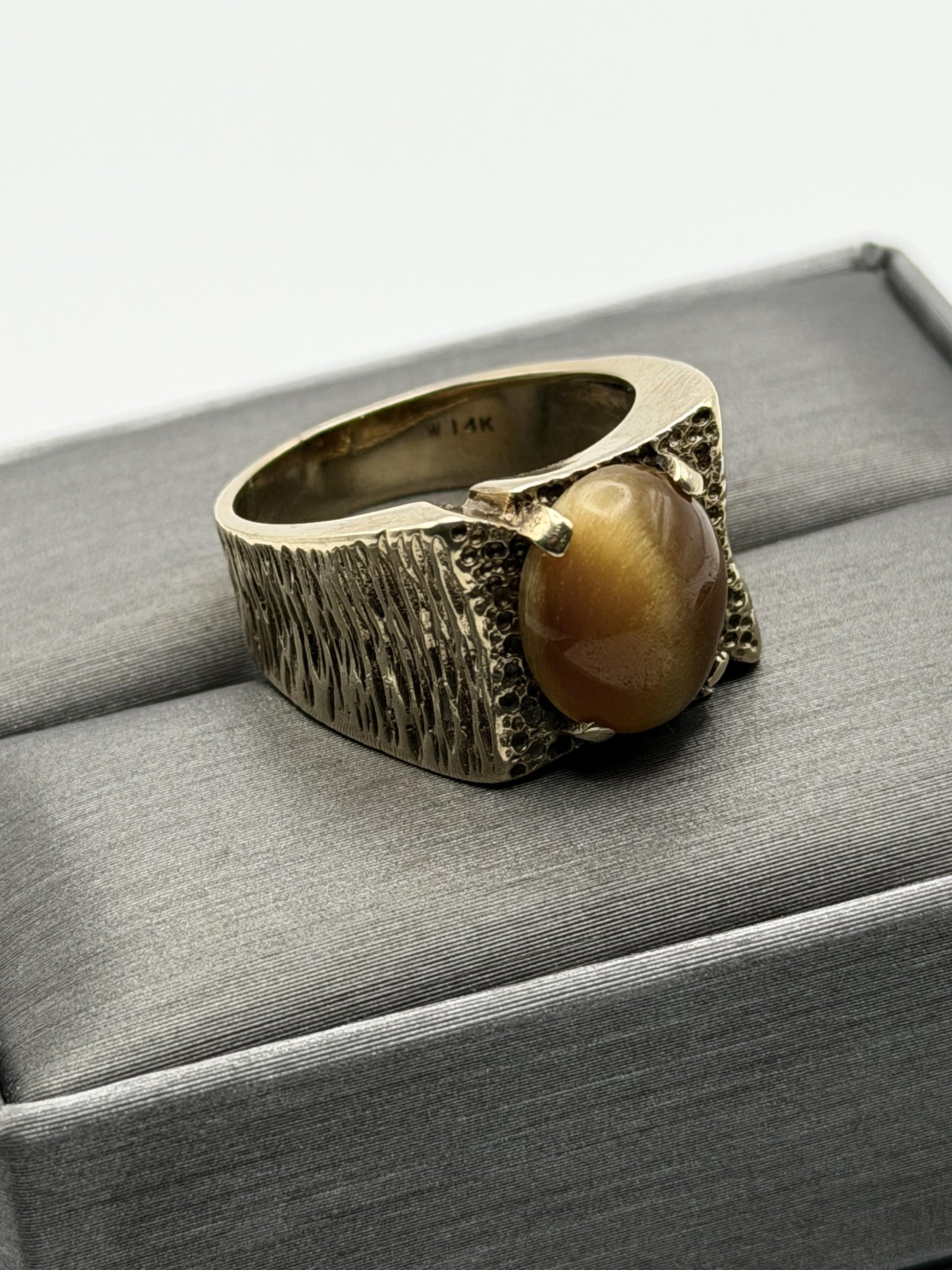 Heavy 14k Solid Gold Tiger Eye Cabochon Statement Ring 10.2gr Mens Wedding