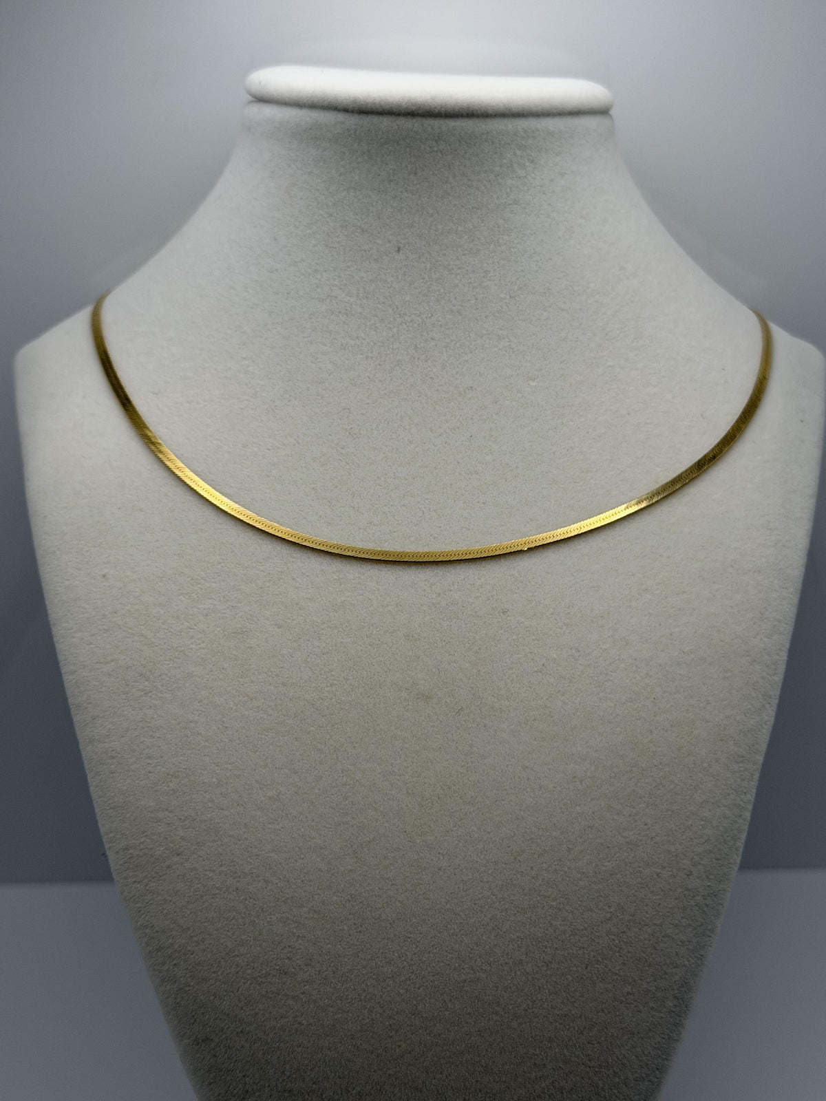 14k Vintage Italian Herringbone Necklace 17" Flat Gold Chain Minimalist