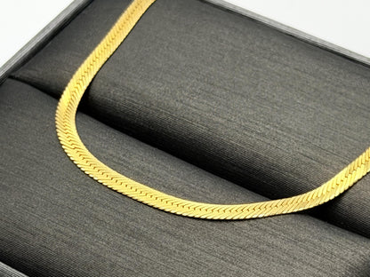 14k Vintage Italian Herringbone Necklace 17" Flat Gold Chain Minimalist