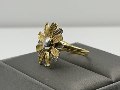 Heavy 14k Gold Two-Tone Daisy Flower Textured Floral Statement Cocktail Ring