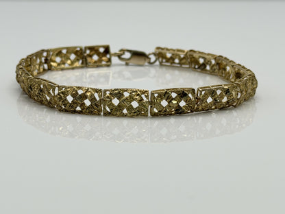 10k  Heavy 5.8 grams Solid Gold Diamond-Cut Design Bracelet 7" Chain