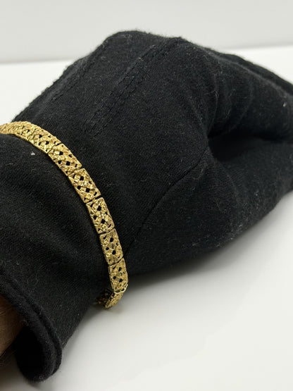 10k  Heavy 5.8 grams Solid Gold Diamond-Cut Design Bracelet 7" Chain