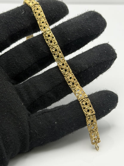 10k  Heavy 5.8 grams Solid Gold Diamond-Cut Design Bracelet 7" Chain
