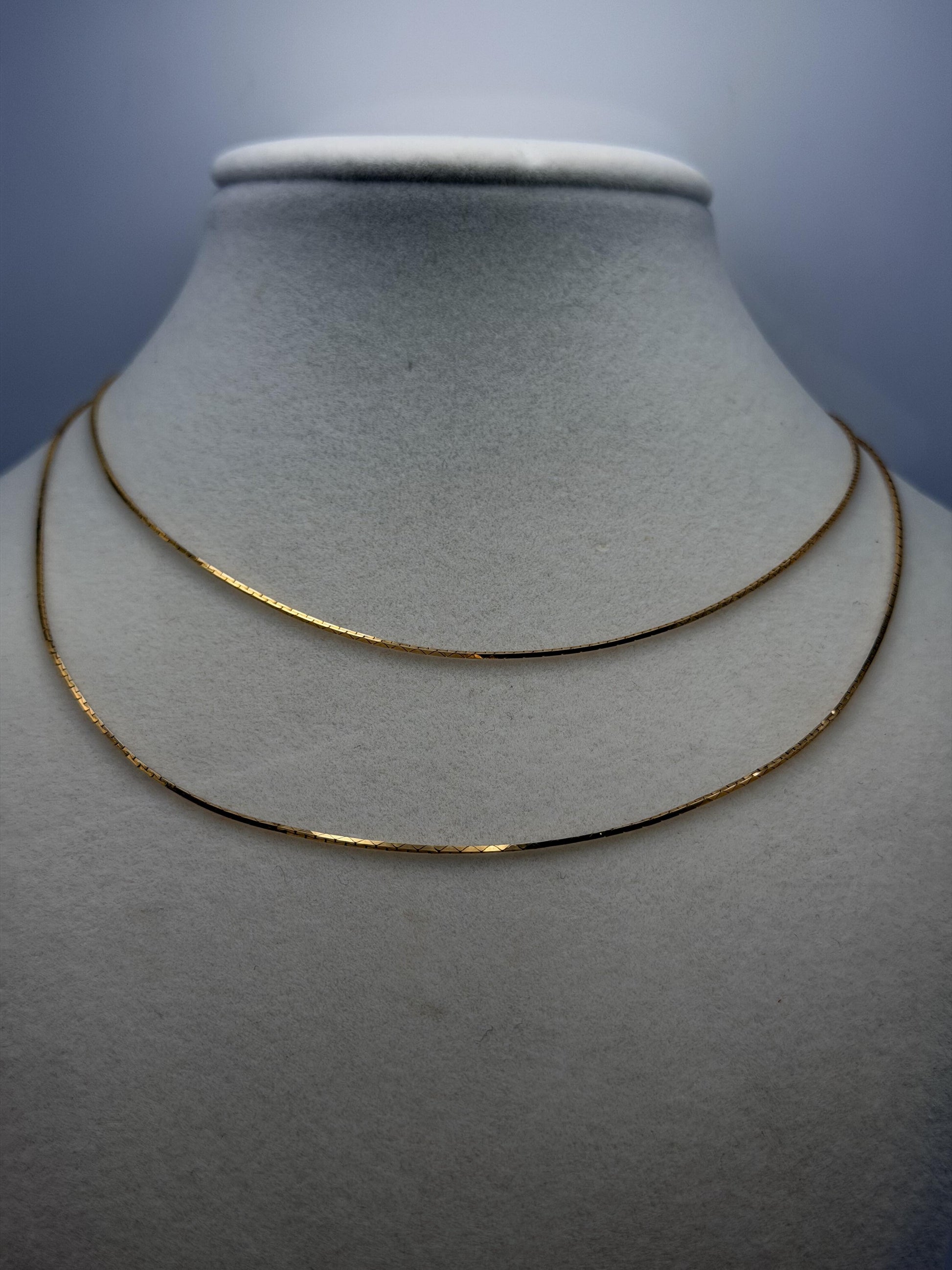 14k Vintage Italy Gold Chain Necklace 30" Dainty Minimalist Chain