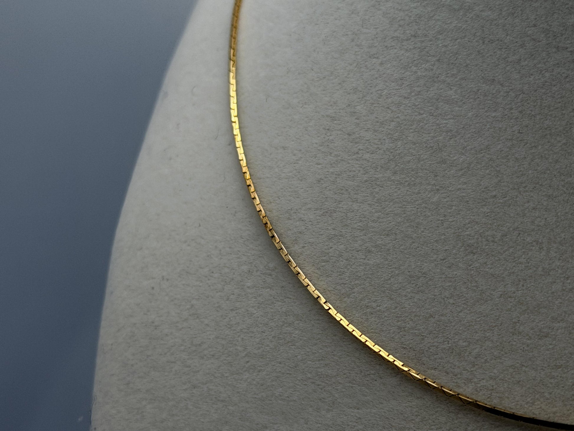 14k Vintage Italy Gold Chain Necklace 30" Dainty Minimalist Chain