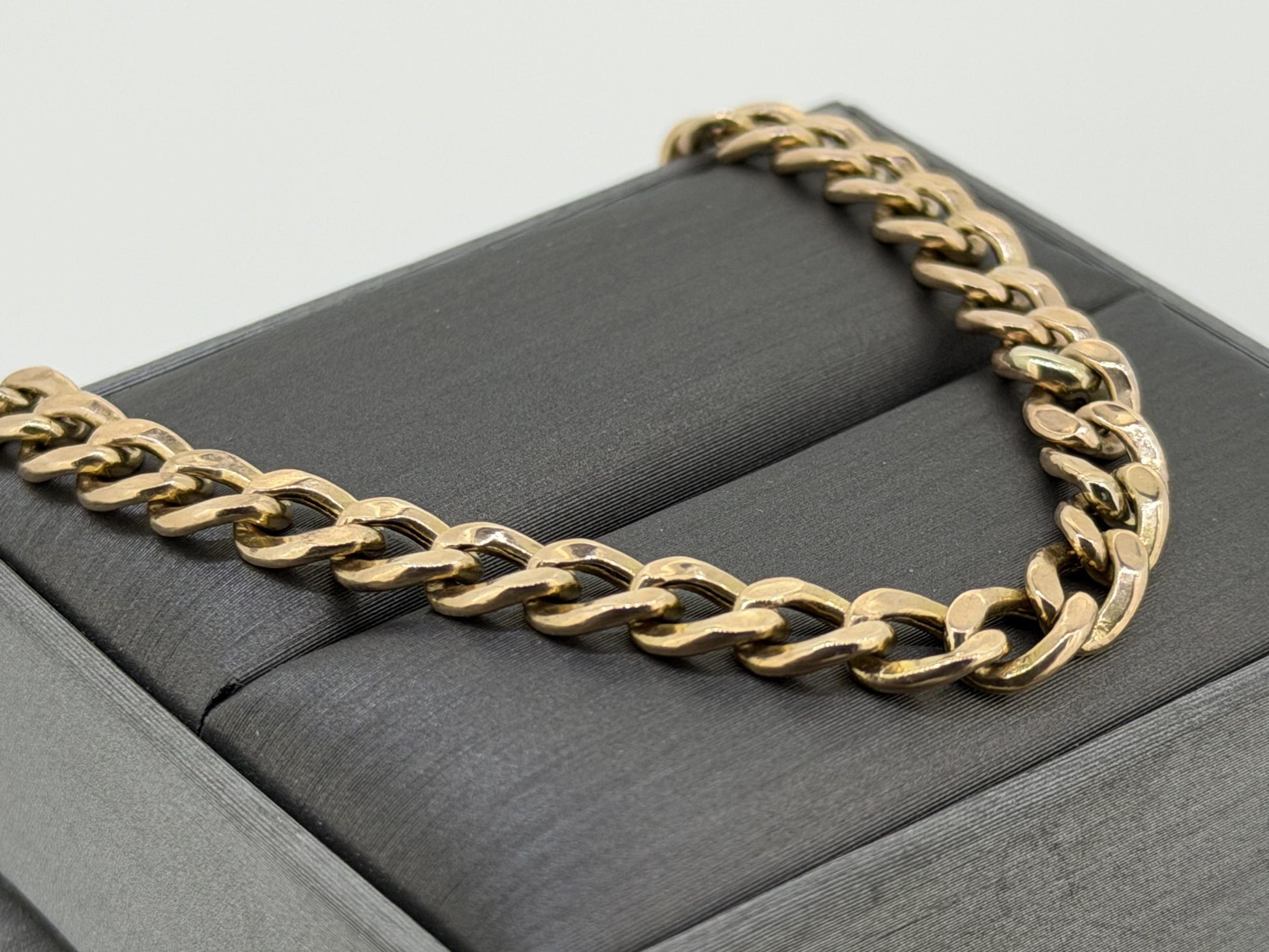 10k Yellow Gold 4.6 gram Custom Curb Chain Bracelet  8"