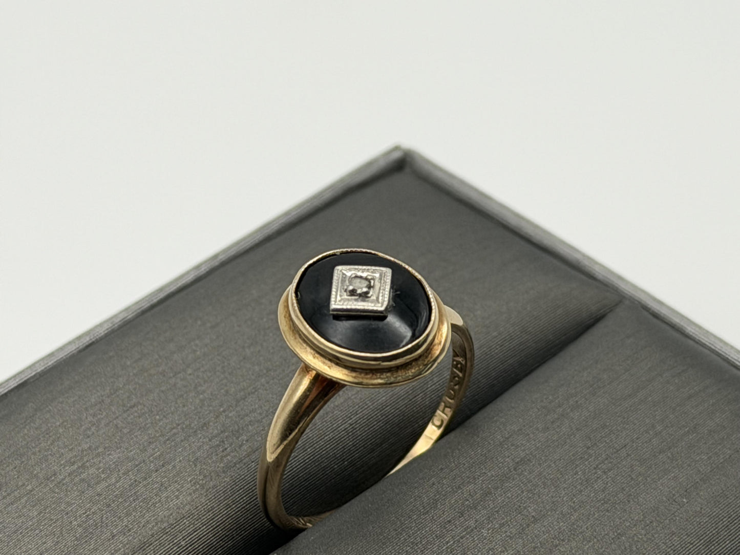 10k Oval Shaped Diamond Onyx Vintage Statement Ring Minimalist Signet Ring