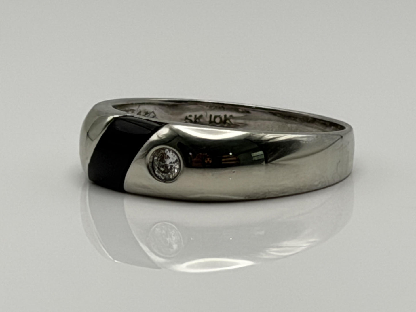 10k White Gold Mens Onyx Ring. Anniversary Band. Wedding Ring.