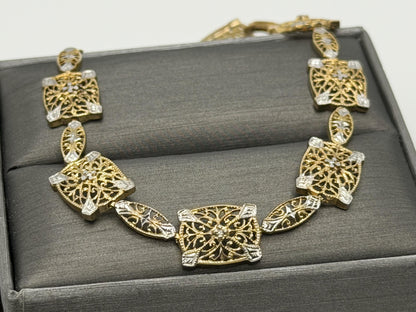 10k Two Tone Diamond Bracelet. Diamond Cut Design Tennis Bracelet 7"
