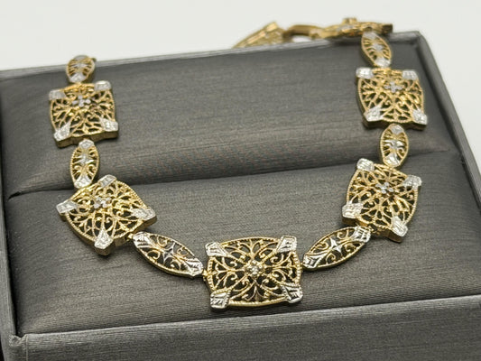 10k Two Tone Diamond Bracelet. Diamond Cut Design Tennis Bracelet 7"