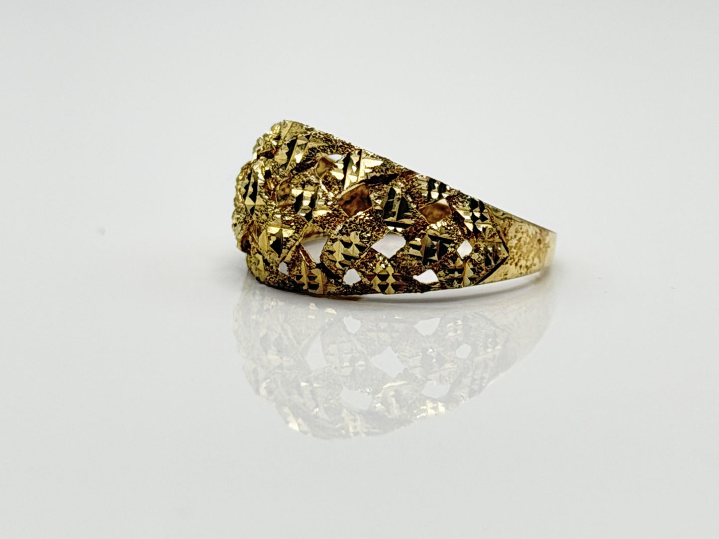 10k Yellow Gold Vintage Weave Band. Open Lattice Nugget Diamond Cut Ring.