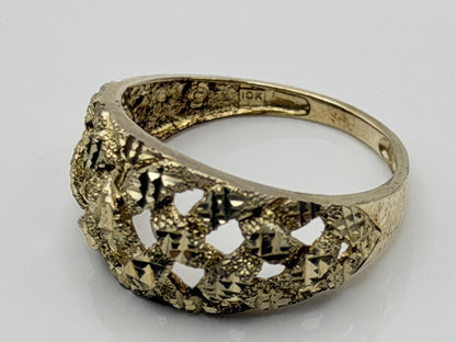 10k Yellow Gold Vintage Weave Band. Open Lattice Nugget Diamond Cut Ring.