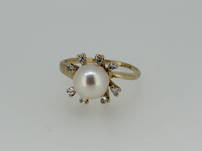 14k Pearl and Diamond Yellow Gold Cluster Ring. Flower Cocktail Ring. Statement