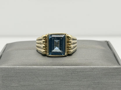 10k Yellow Gold Blue Topaz Ring. Vintage Statement Ring.