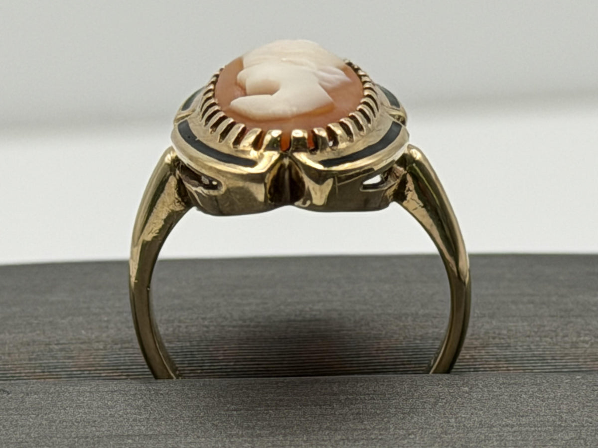 10k Cameo Victorian Style Ring Vintage Carved Shell Cocktail Oval Portrait Ring