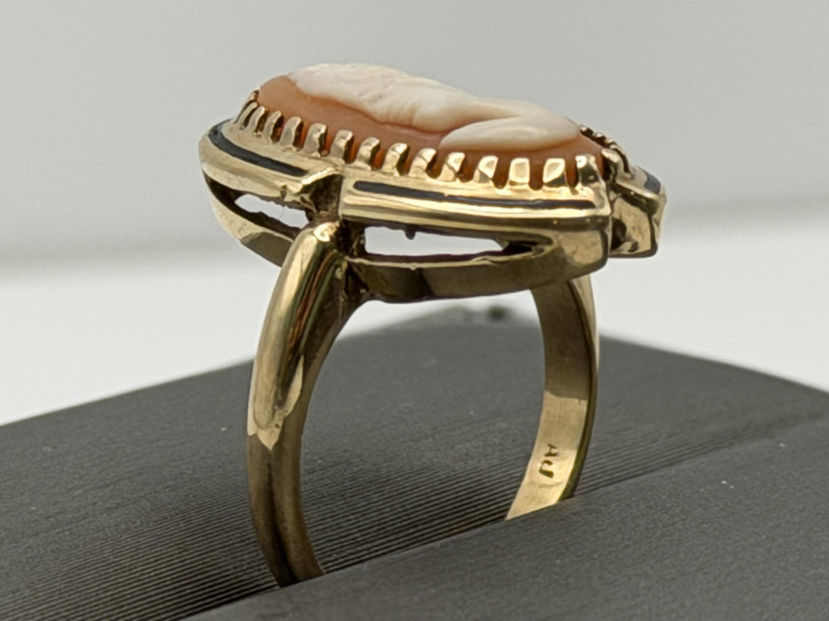 10k Cameo Victorian Style Ring Vintage Carved Shell Cocktail Oval Portrait Ring