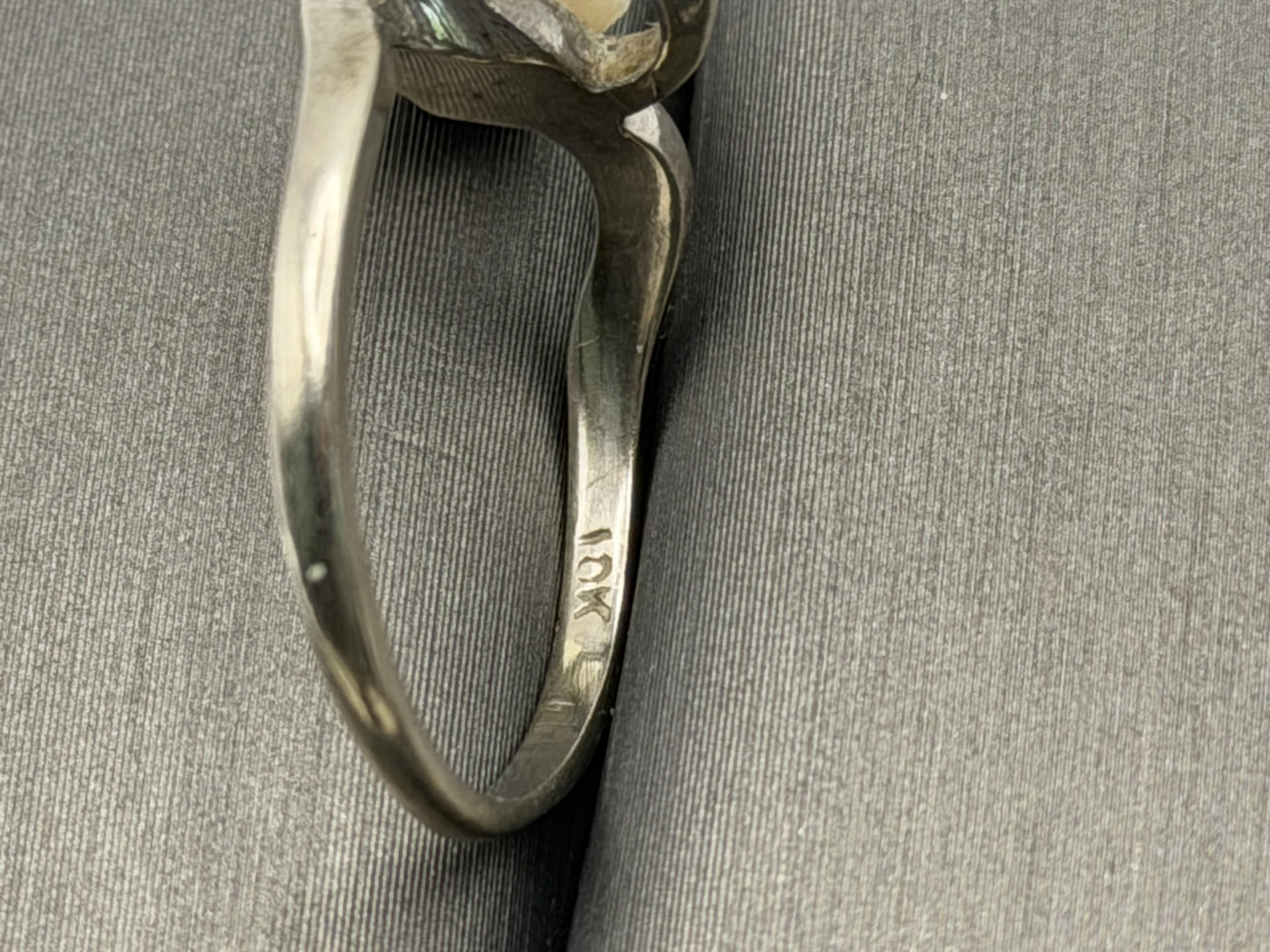 10k White Gold Pearl Bow Ring Vintage Flower Pearl Ring Promise Pearl Ring.
