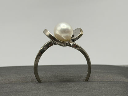 10k White Gold Pearl Bow Ring Vintage Flower Pearl Ring Promise Pearl Ring.