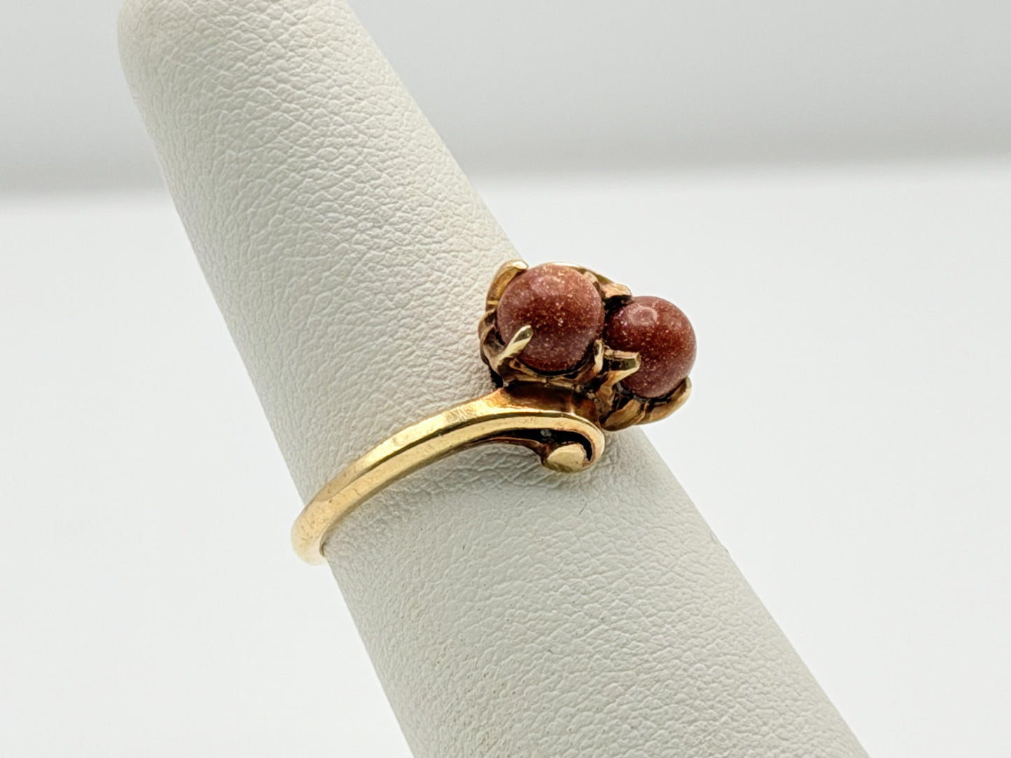 10k Yellow Gold Vintage Goldstone Ring Sparkling Brown Gemstone Cockail Ring.