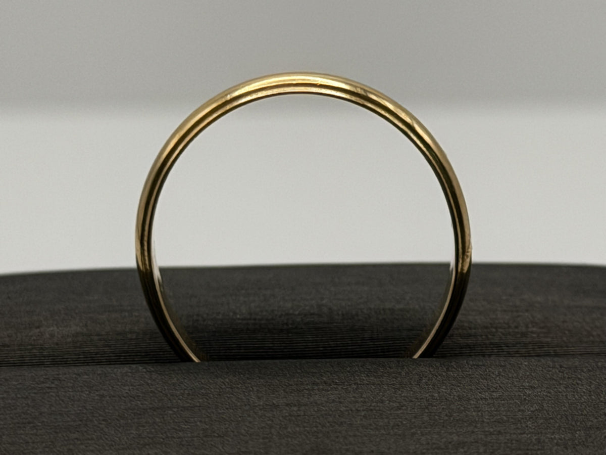 14k Yellow Gold Miligrain Comfort Fit Wedding Ring.