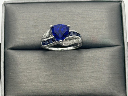 10k White Gold Vintage Diamond & Blue Sapphire Cocktail Ring