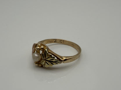 10k Black Hills Gold Tri-Colored Leaf Pearl Vine Ring Blacks Hills Trio BHG Band