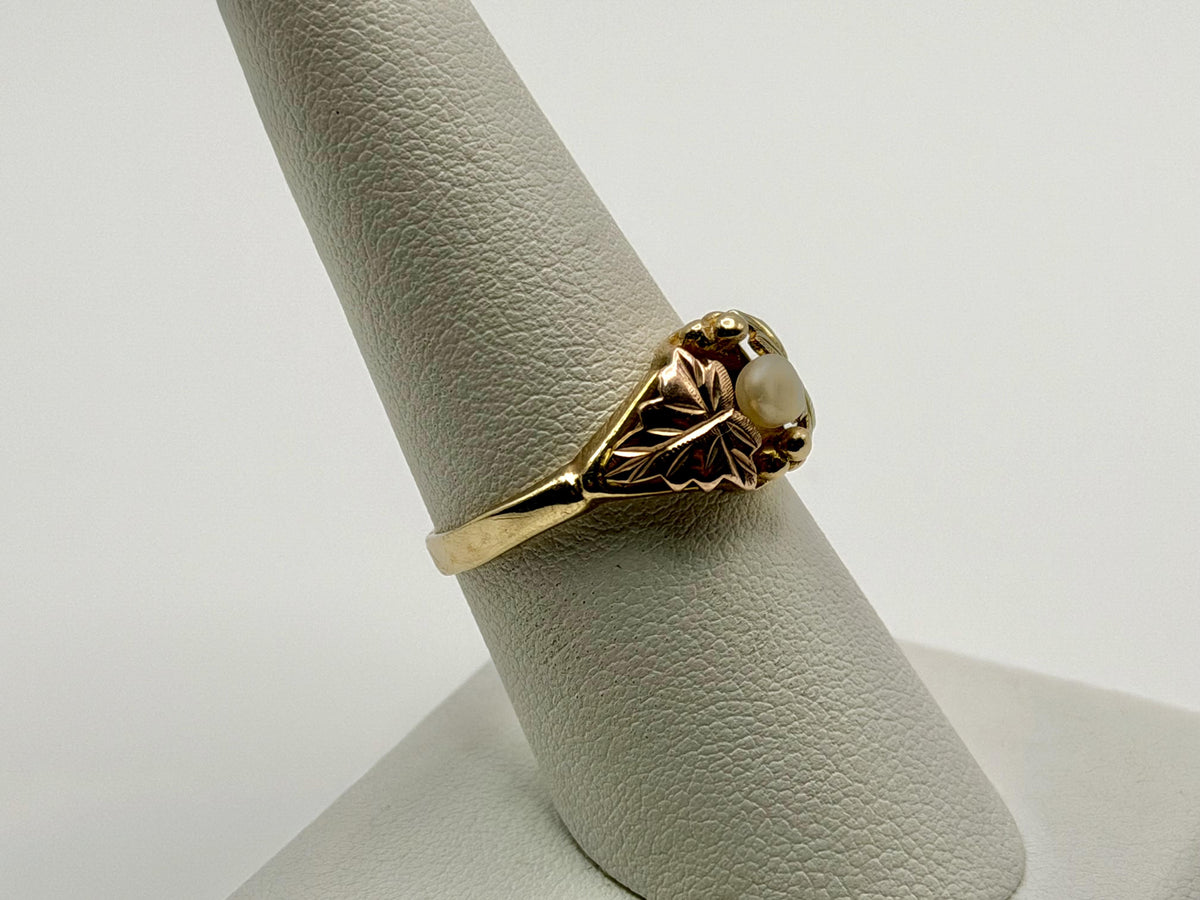 10k Black Hills Gold Tri-Colored Leaf Pearl Vine Ring Blacks Hills Trio BHG Band