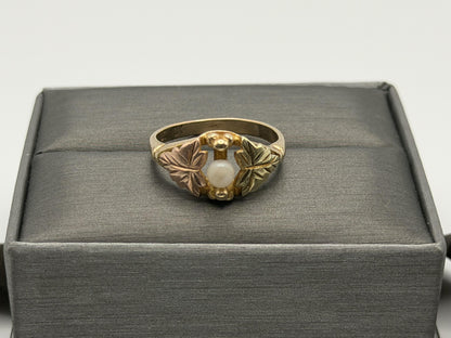 10k Black Hills Gold Tri-Colored Leaf Pearl Vine Ring Blacks Hills Trio BHG Band