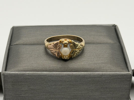 10k Black Hills Gold Tri-Colored Leaf Pearl Vine Ring Blacks Hills Trio BHG Band