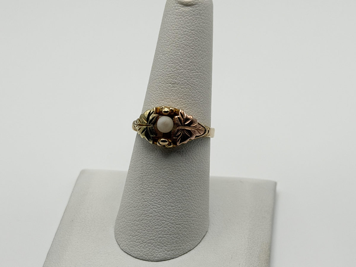 10k Black Hills Gold Tri-Colored Leaf Pearl Vine Ring Blacks Hills Trio BHG Band