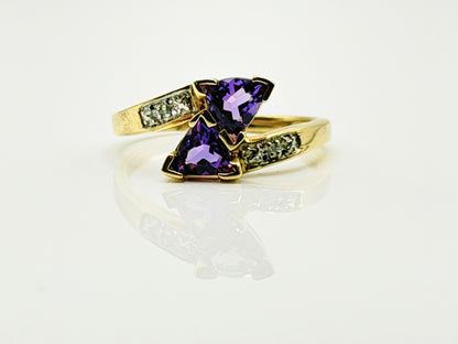 10k Yellow Gold Vintage Amethyst Diamond Cocktail Ring.