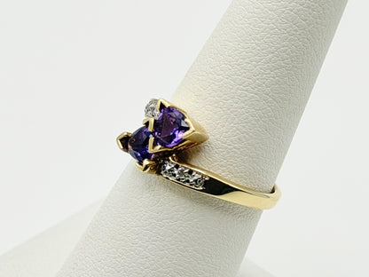 10k Yellow Gold Vintage Amethyst Diamond Cocktail Ring.