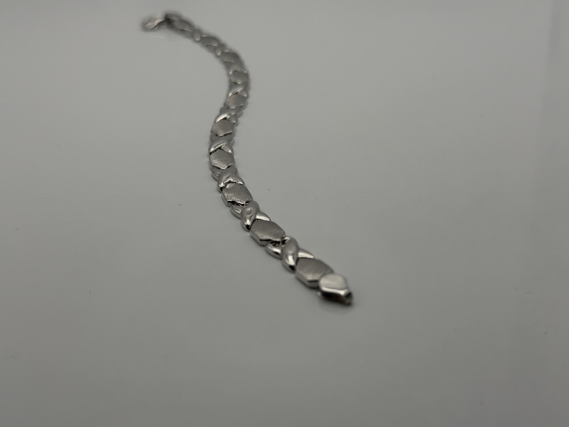 14K White Gold Bracelet | 7” Designer Link Bracelet XOXO Bracelet