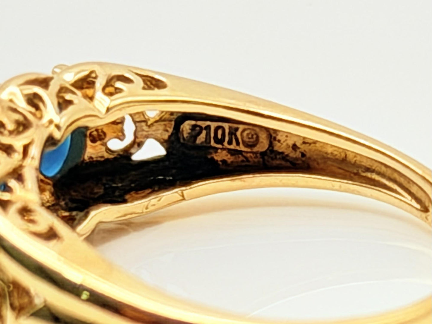 10k Yellow Gold Vintage Turquoise Cluster Ring