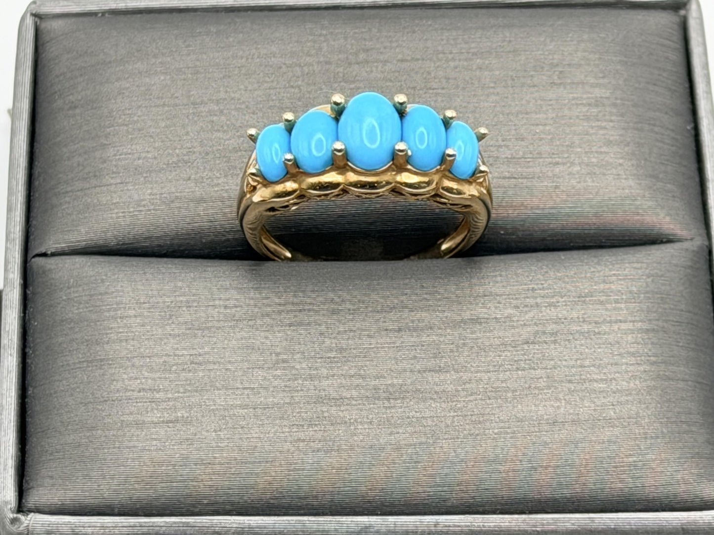 10k Yellow Gold Vintage Turquoise Cluster Ring