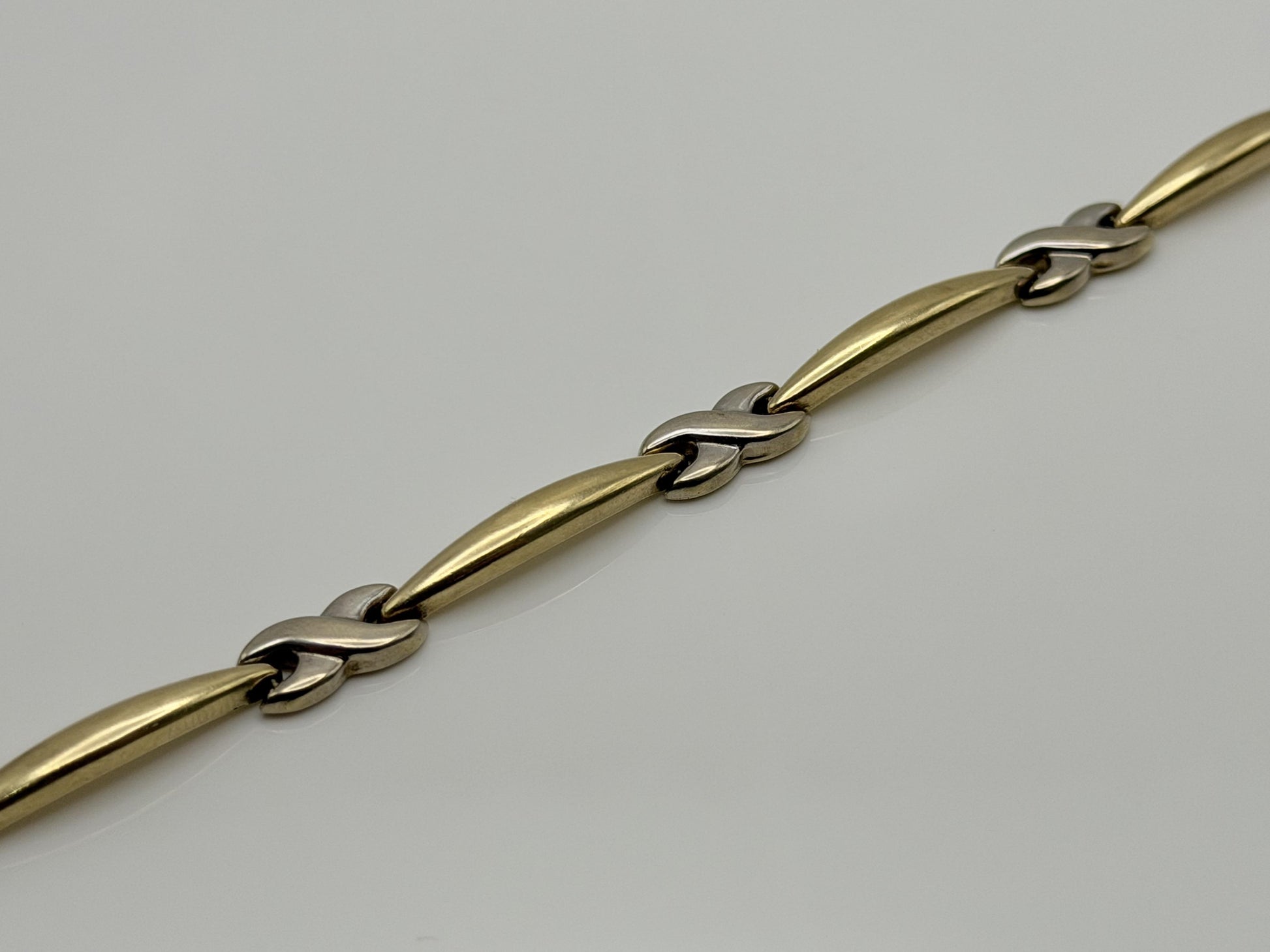14k Aurafin Yellow Gold X-Link Design Bracelet 7"