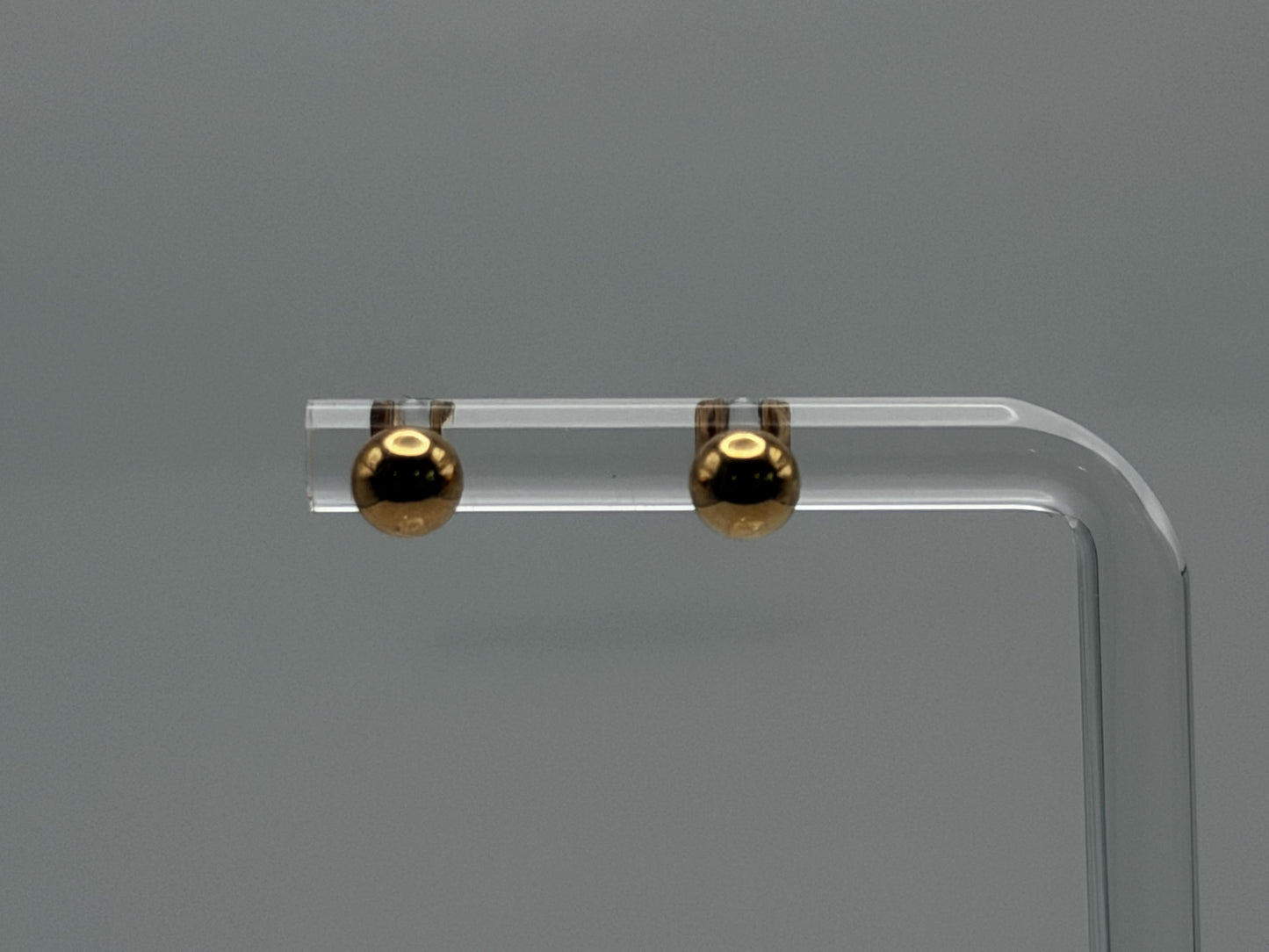 10k Yellow Gold Ball Stud Earrings 4.8mm Classic Yellow Gold Sphere Studs