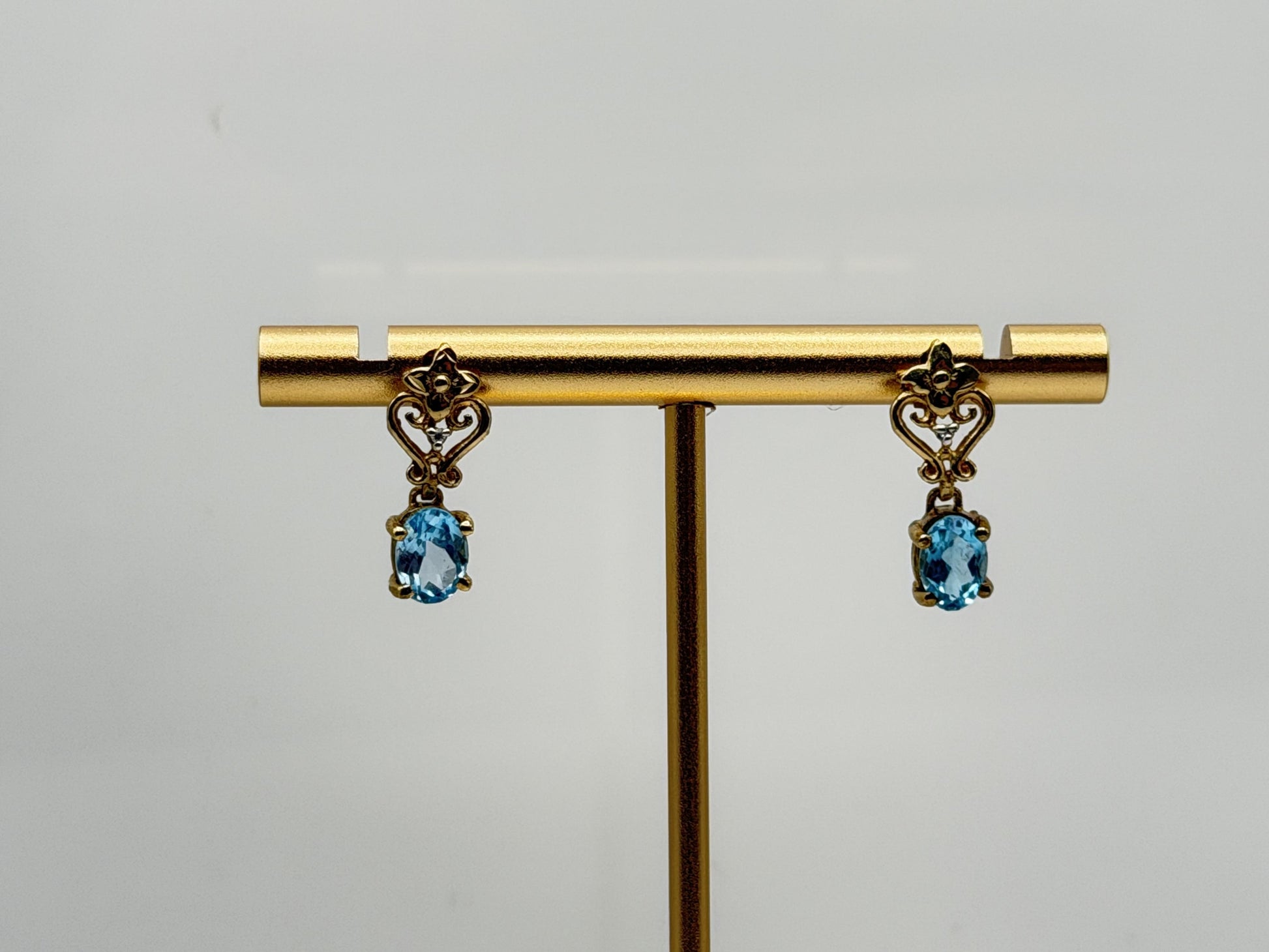Vintage 10K Yellow Gold Blue Topaz & Diamond Dangle Earrings Oval Stone Earrings