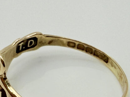 Vintage 9k Gold Claddagh Ring Traditional Irish Friendship Love Loyalty Ring.