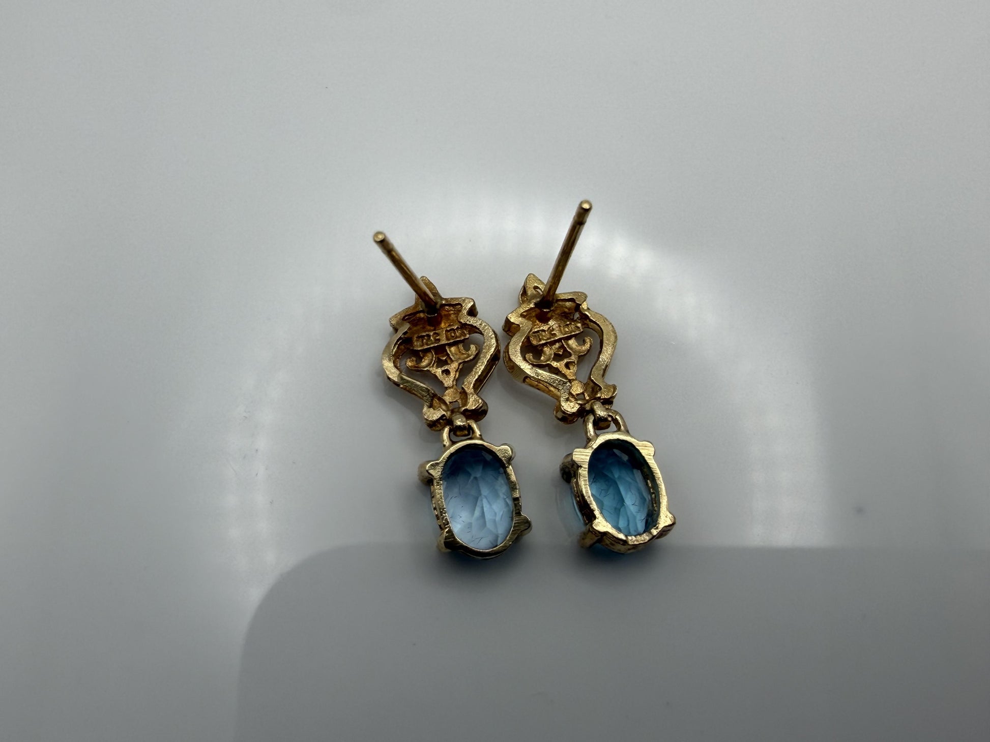 Vintage 10K Yellow Gold Blue Topaz & Diamond Dangle Earrings Oval Stone Earrings