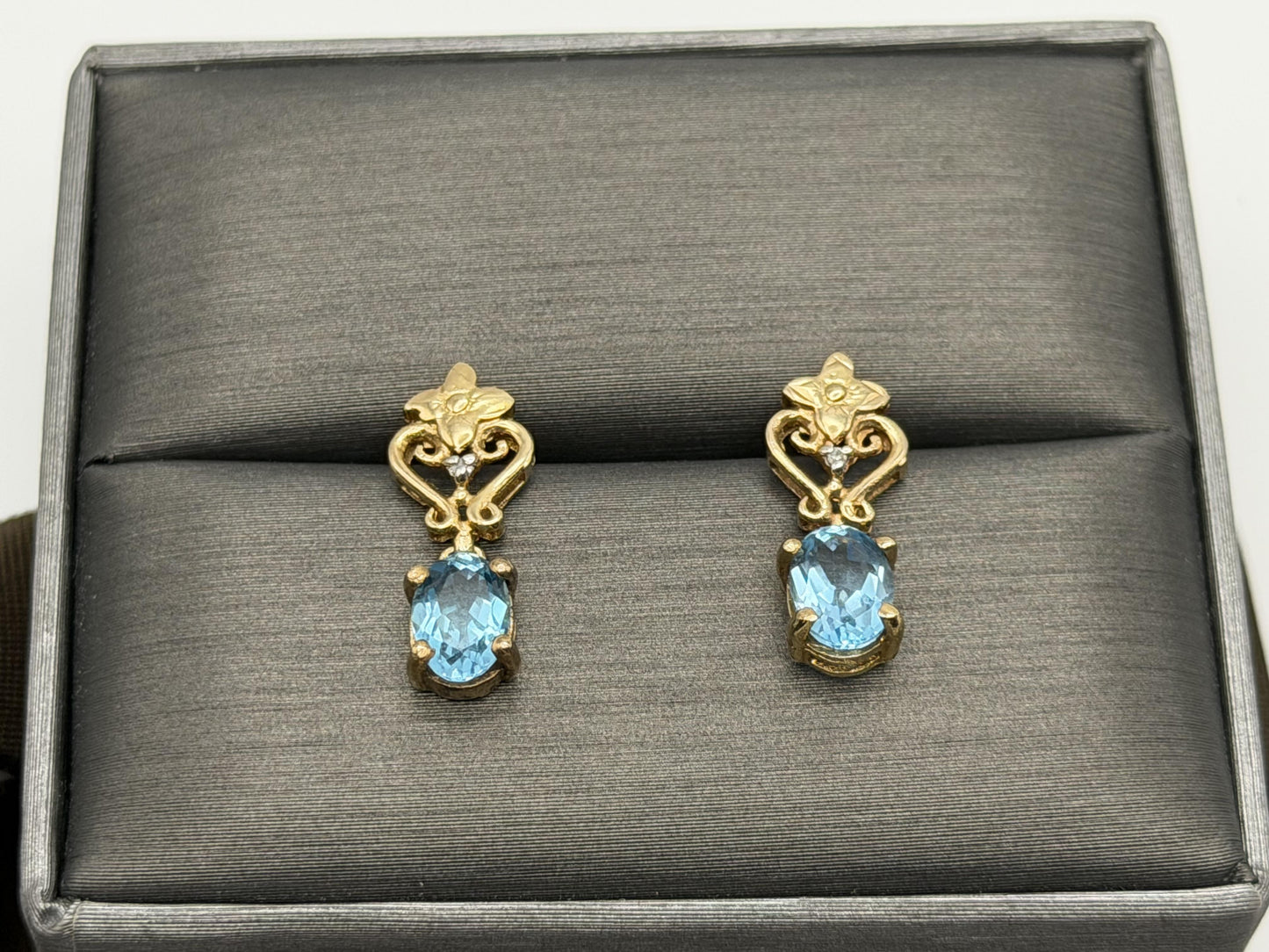 Vintage 10K Yellow Gold Blue Topaz & Diamond Dangle Earrings Oval Stone Earrings
