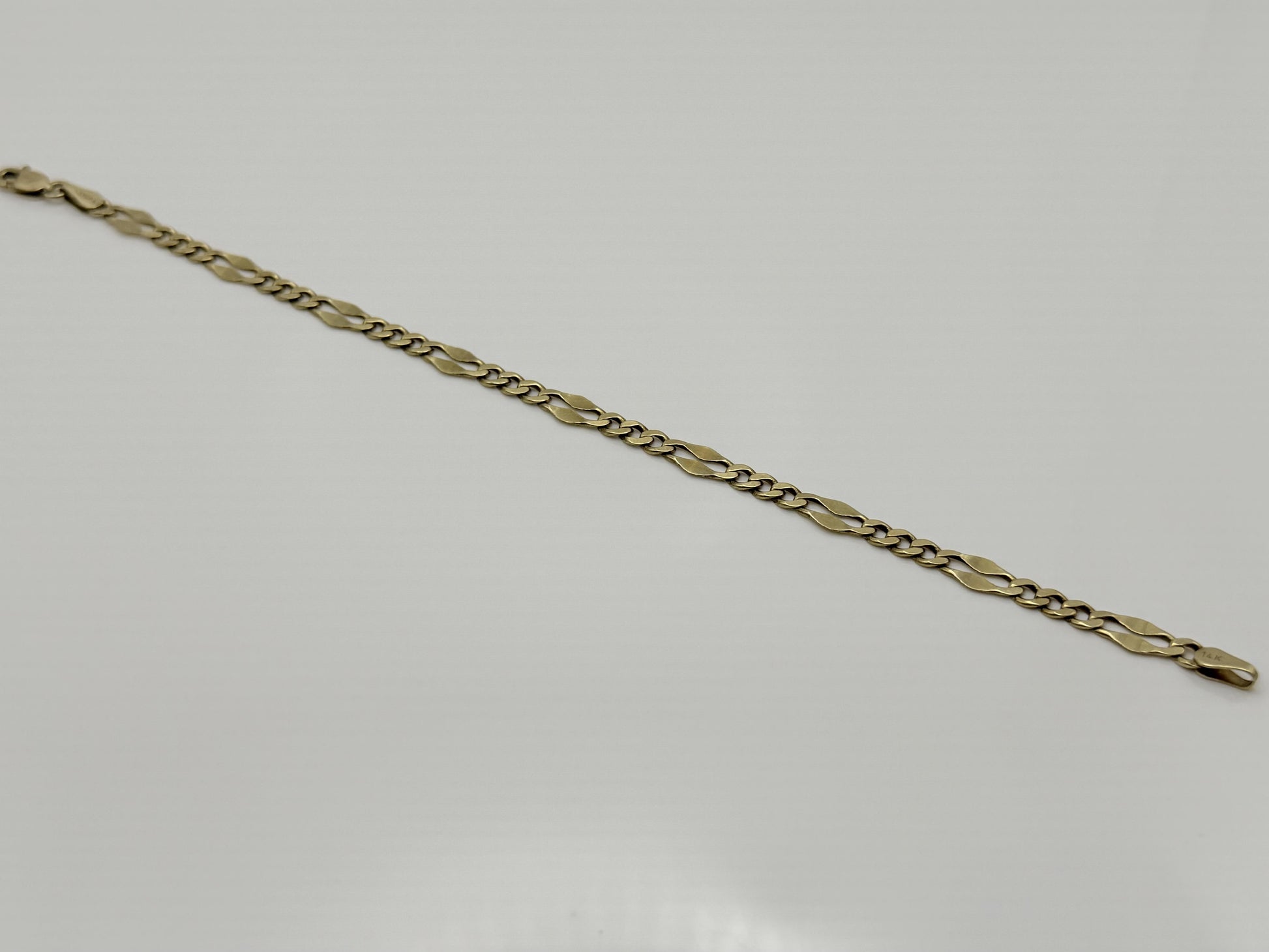 Vintage 10k Yellow Gold figaro Link Bracelet 7"