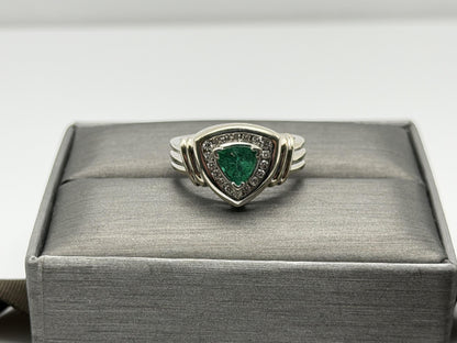 Heavy 14K White Gold Green Emerald & .25ctw Diamond Ring Trillion Cluster Ring