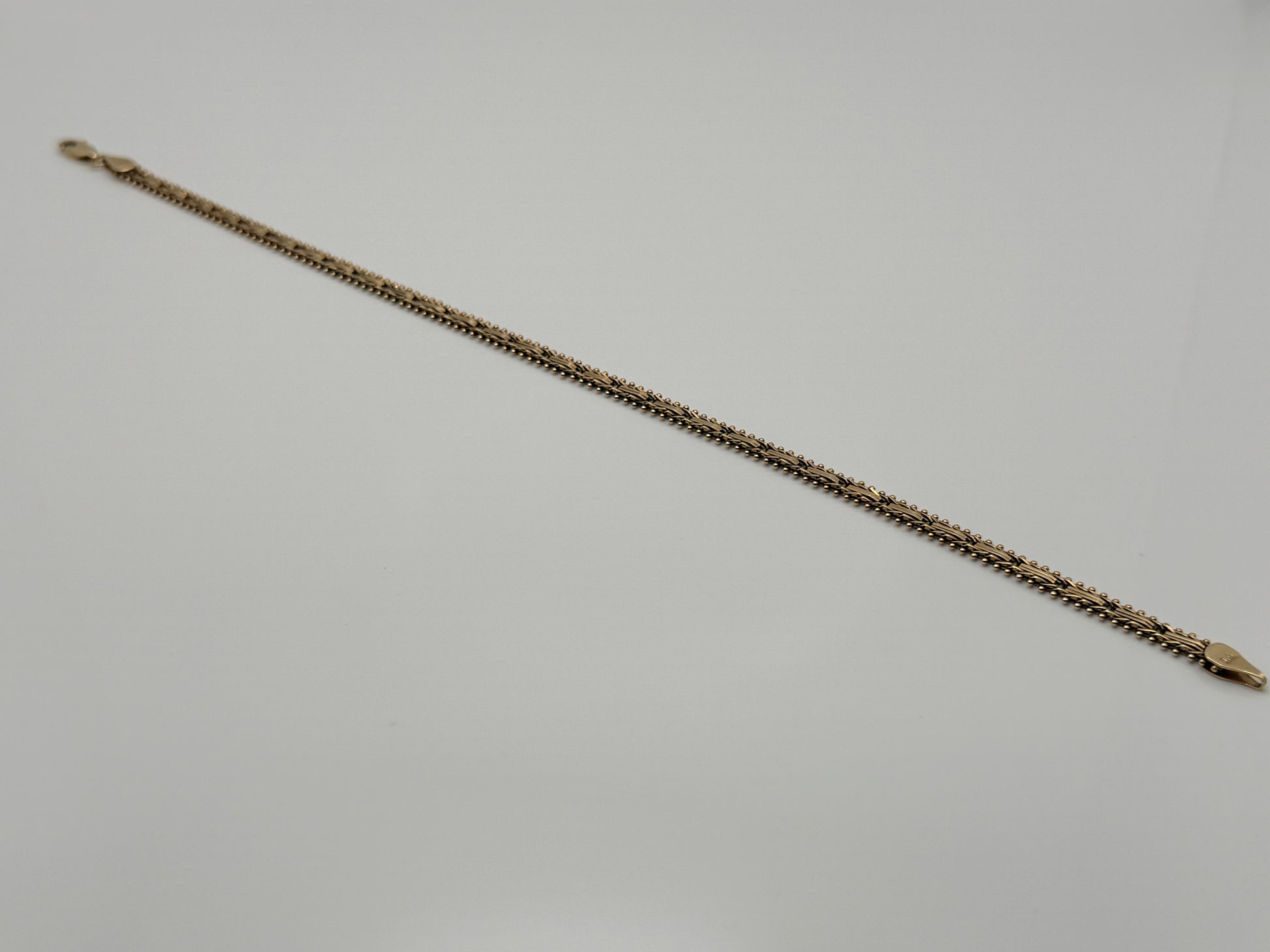 14k Vintage Gold 8.4 grams Multi-Row Bracelet 8.5 "