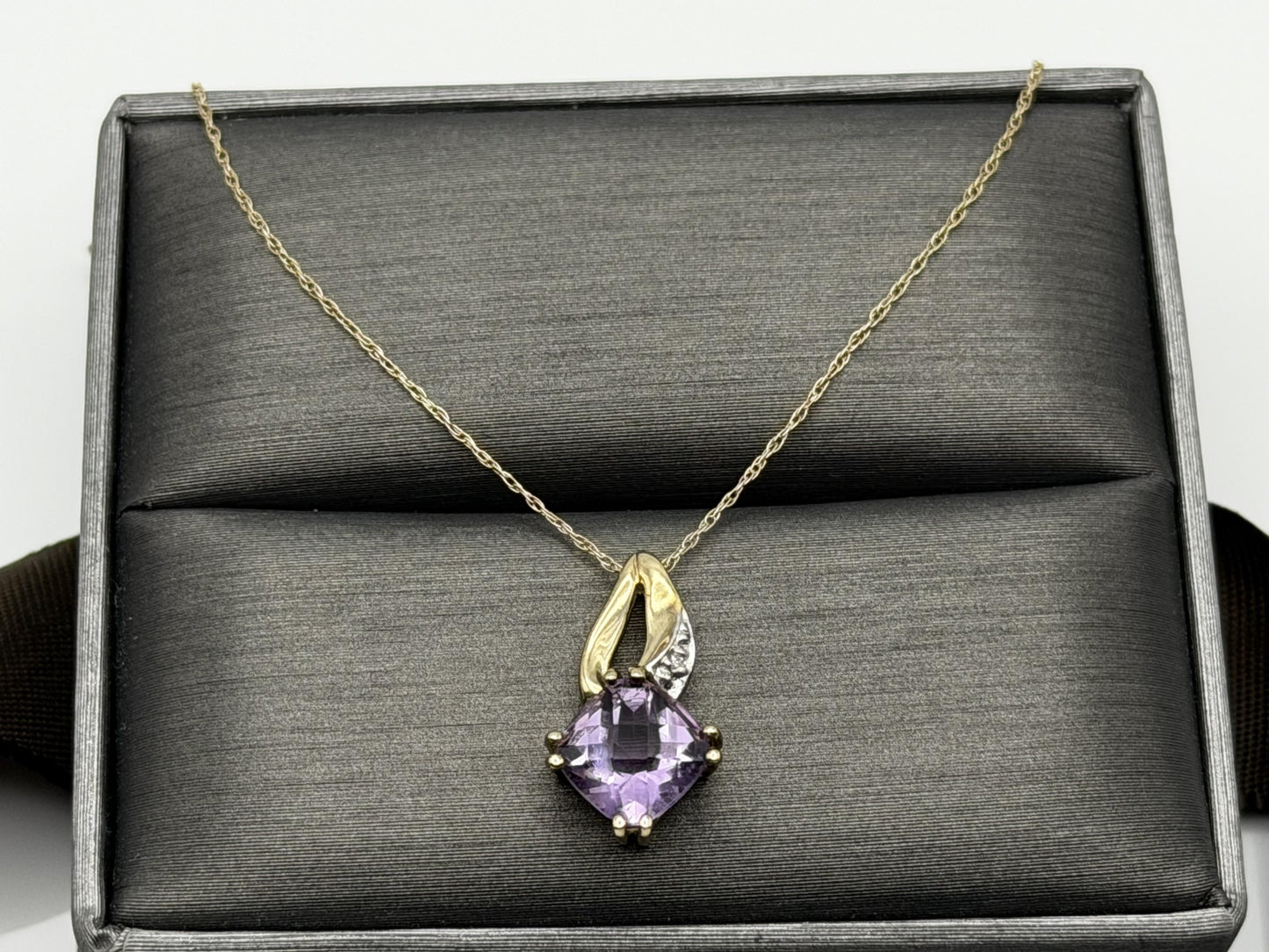 10k Yellow Gold Amethyst Diamond Pendant Necklace 18" Chain